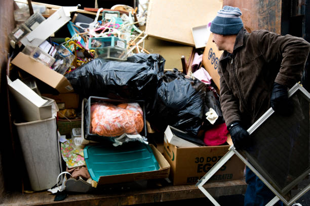 Best Basement Cleanout  in Smithville, TX